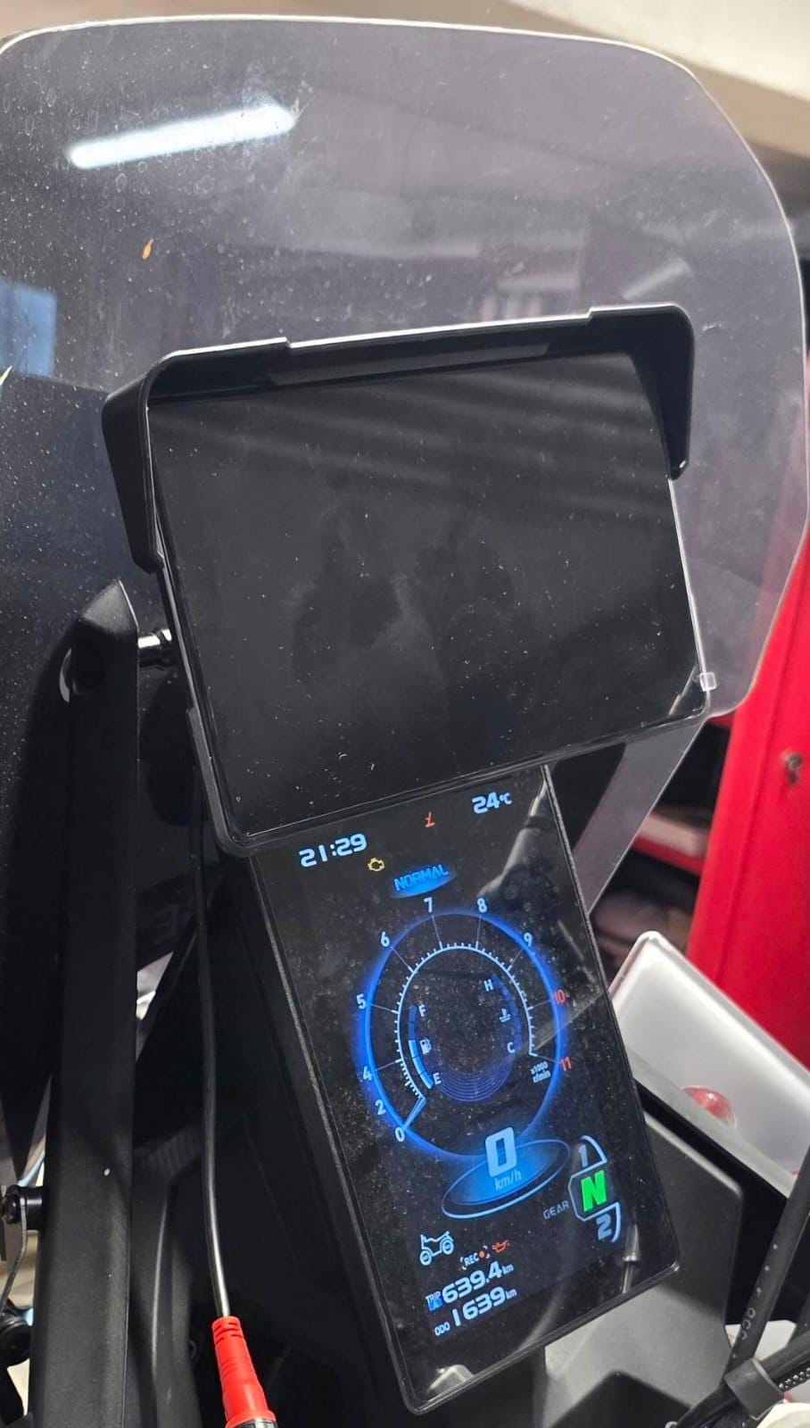 Support GPS / Carplay à boule 25mm  - barre 12mm